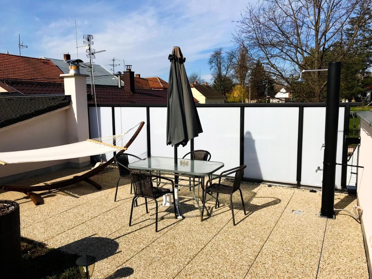 Penzion Mikulecký Kutloch Mikulčice Exterior foto
